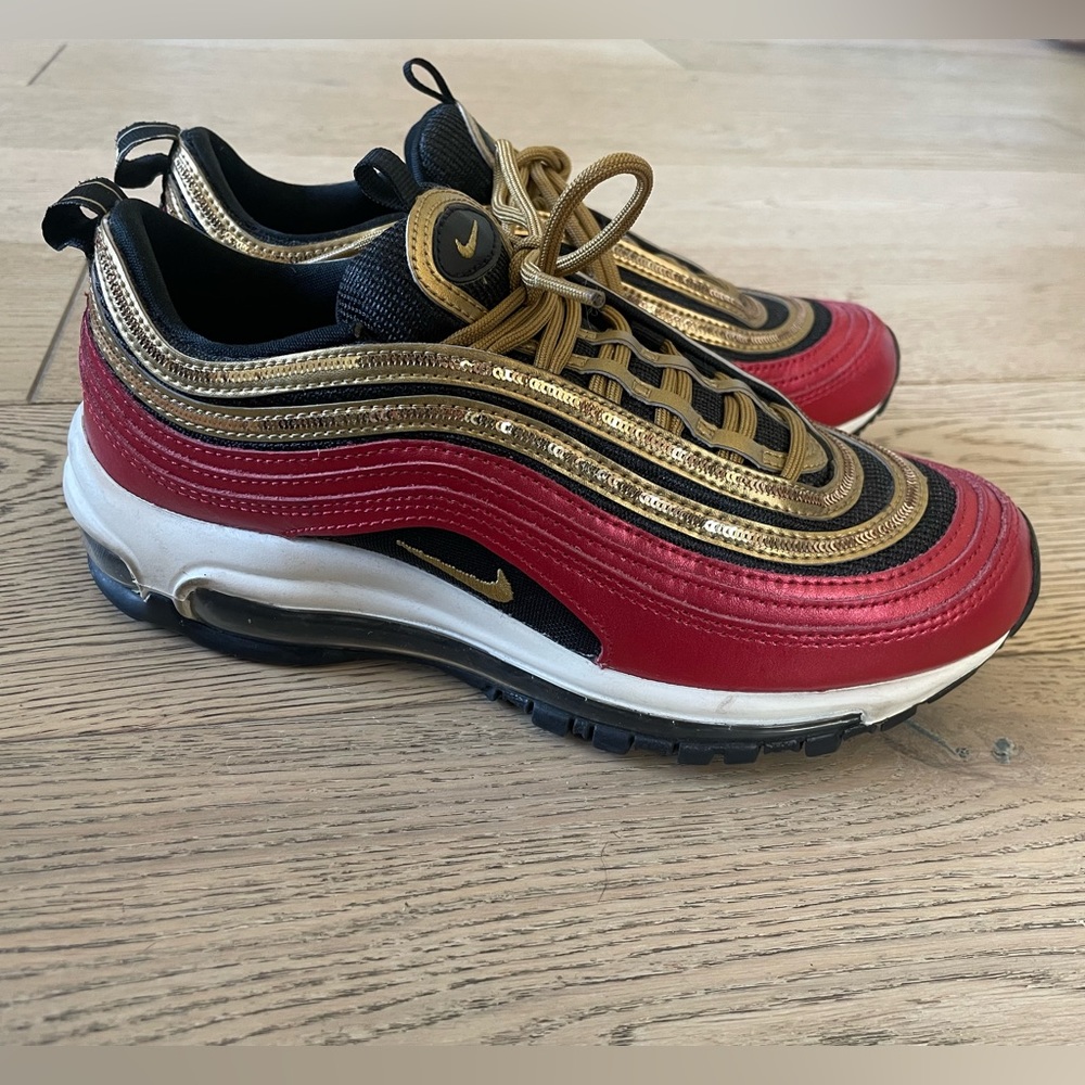 Women’s AirMax 97 gold sequin - 7 1/2